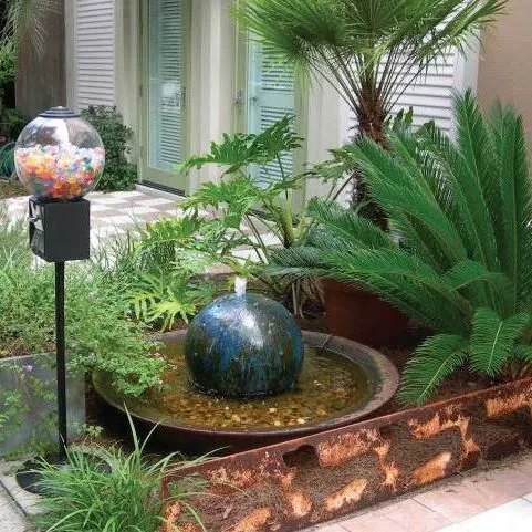 thumbnail for publication: Florida-Friendly Landscaping™ Pattern Book: Sample plant lists and designs for four Florida regions: USDA Hardiness Zone 9B, South Central Florida